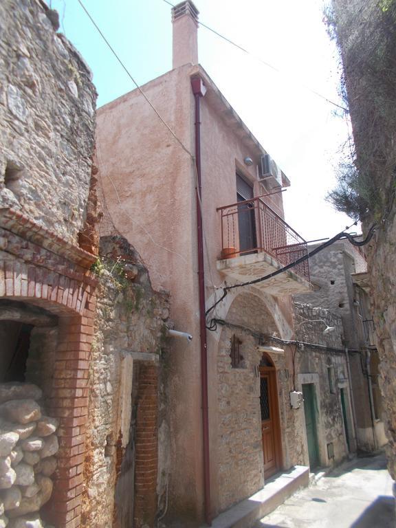 Traditional Guest House Chrisyis Pyrgi  Rum bild